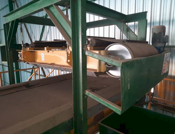 Magnetic Conveyor